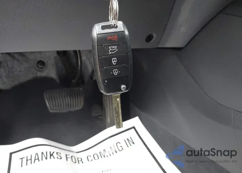 2019 Kia Sorento 2.4L Lx из США, поврежденный, VIN 5XYPG4A35KG576447